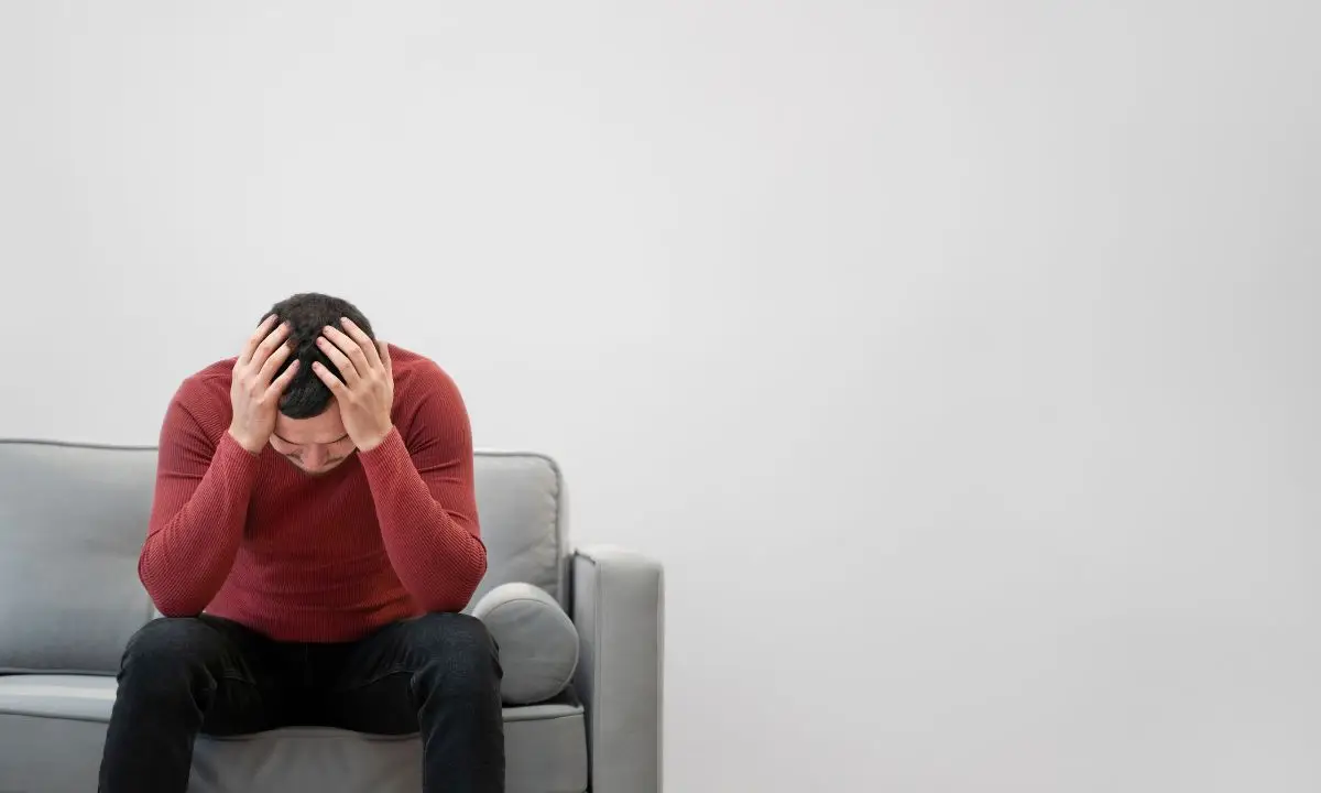 Como os Problemas Financeiros de Hoje Podem Afetar Sua Saúde por Décadas