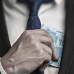 Escândalos Econômicos no Brasil: Como Fraudes e Corrupção Podem Afetar Seu Dinheiro