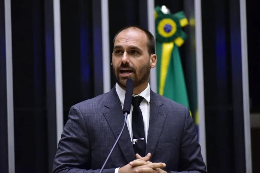 Eduardo Bolsonaro Pode Perder o Mandato em 2026: Entenda o Que Está em Jogo