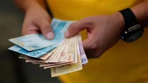 Crise Política no Rio: Como Conflito entre Governo Federal e Castro Afeta o Seu Dinheiro